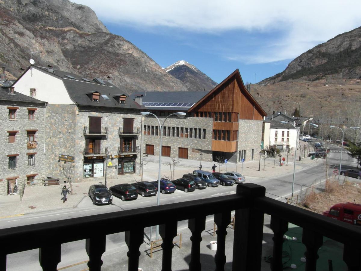 Apartamentos Los Lagos Benasque Kültér fotó